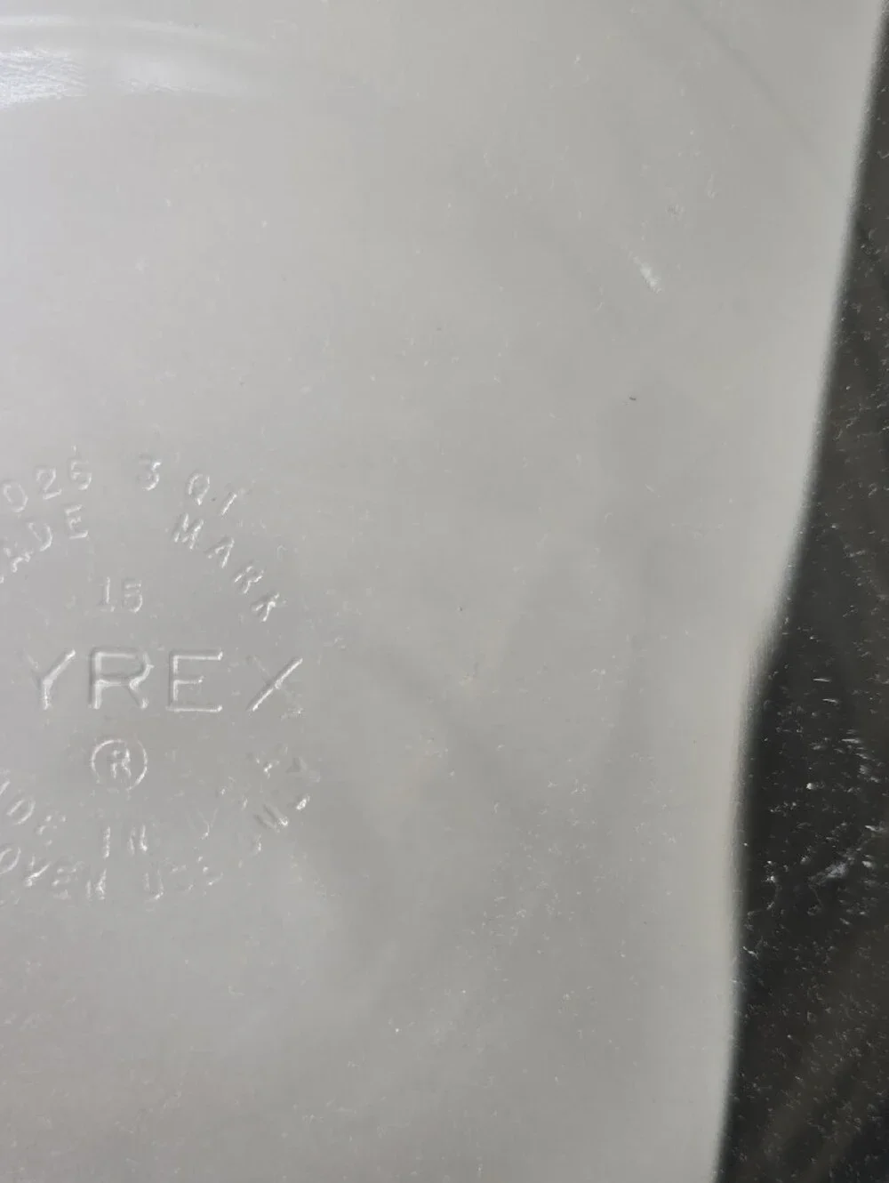 Pyrex Clear Glass Round Baking Dish